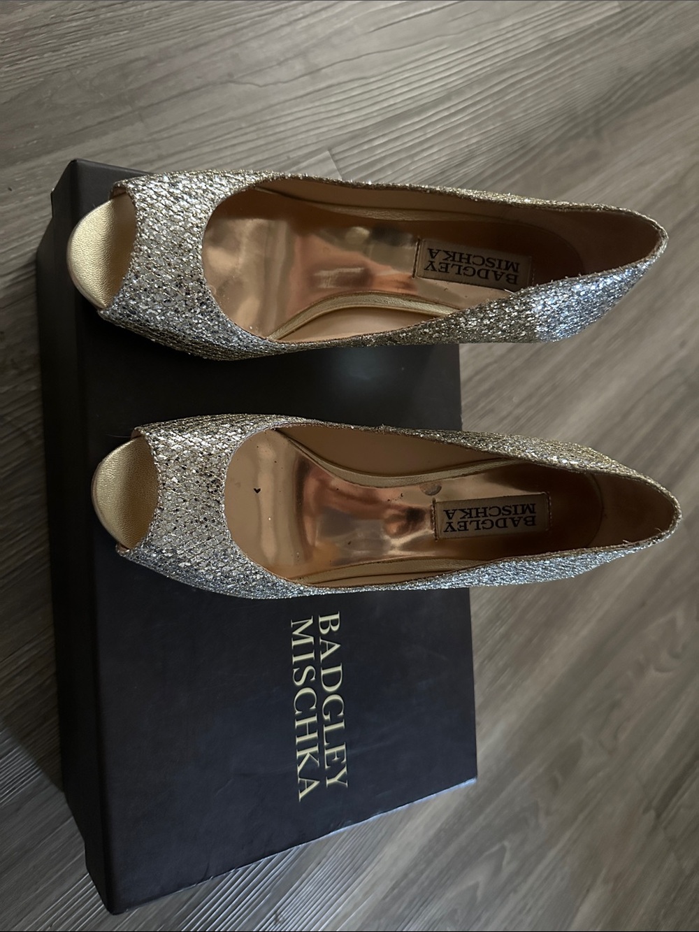 Badgley Mischka Gold Glitter Peep-Toe Heels